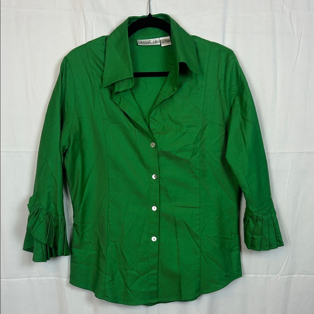 Elegant Green Button-Down Shirt w/Ruffle Sleeves